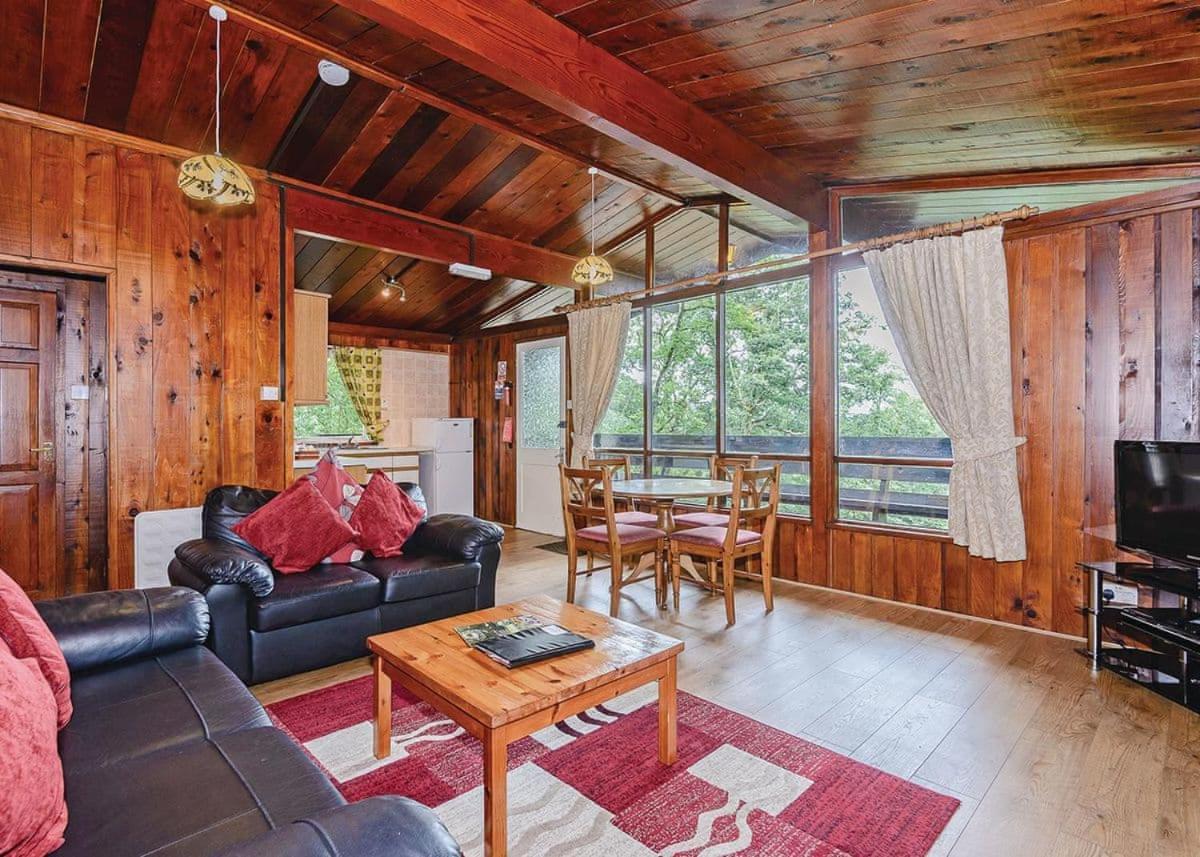 Penllwyn Lodges Montgomery Bagian luar foto
