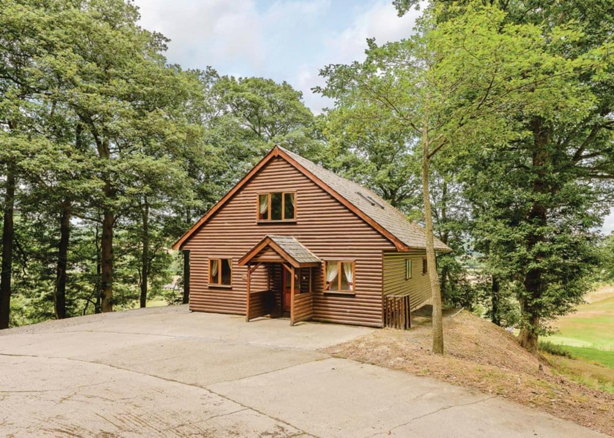 Penllwyn Lodges Montgomery Bagian luar foto