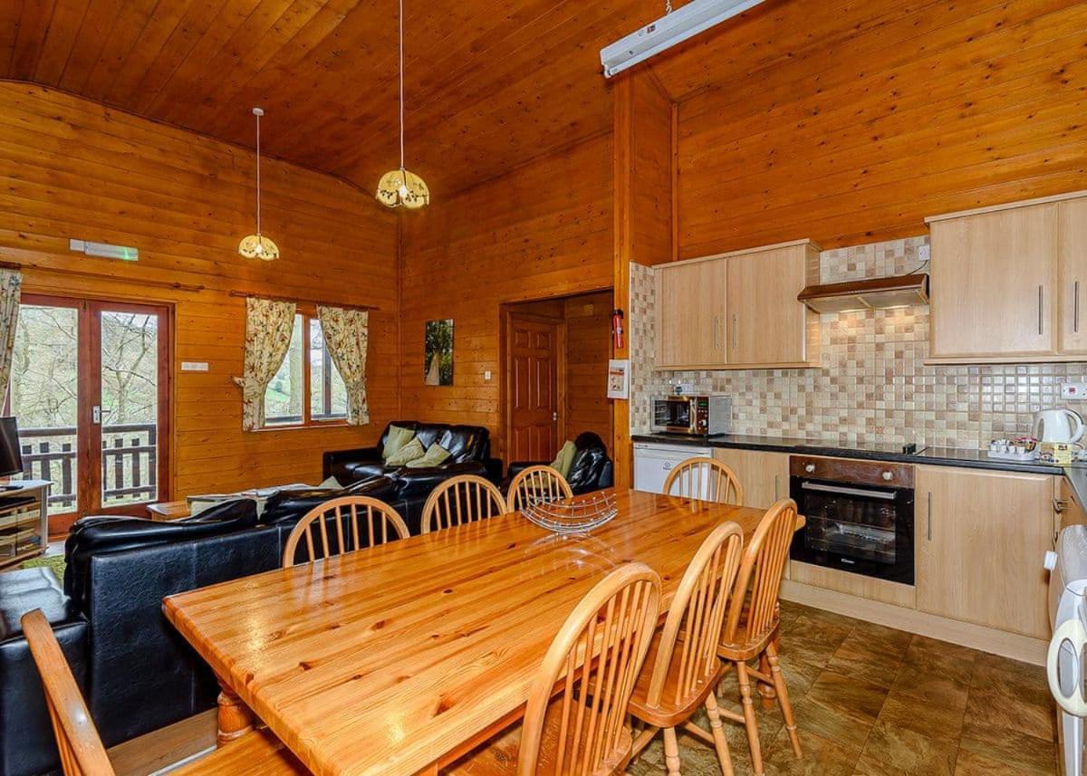 Penllwyn Lodges Montgomery Bagian luar foto