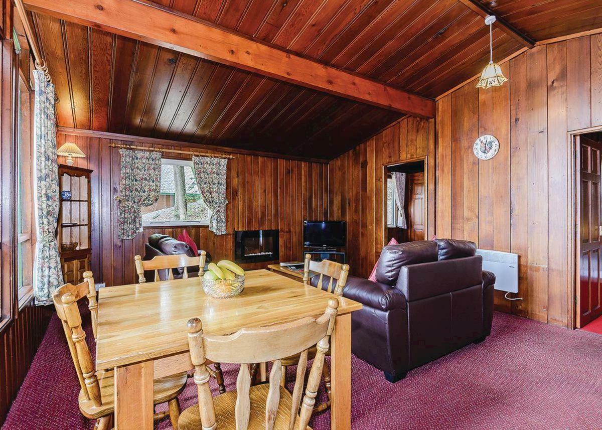 Penllwyn Lodges Montgomery Bagian luar foto